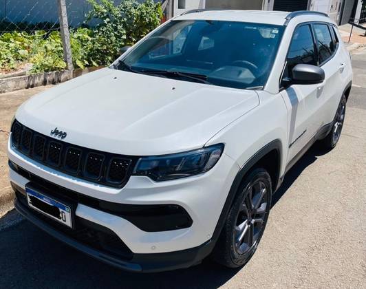 JEEP COMPASS 1.3 T270 TURBO FLEX LONGITUDE AT6 JEEP COMPASS 1.3 T270 TURBO FLEX LONGITUDE AT6